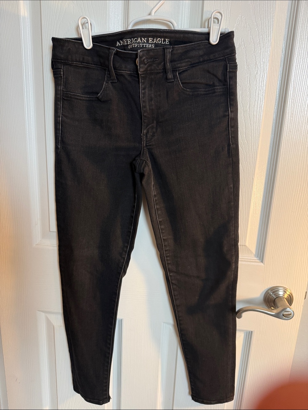 American Eagle Women’s (Sz 6S) Black Skinny Jeans